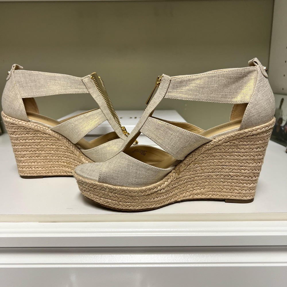 Michael Kors Wedge Size 9